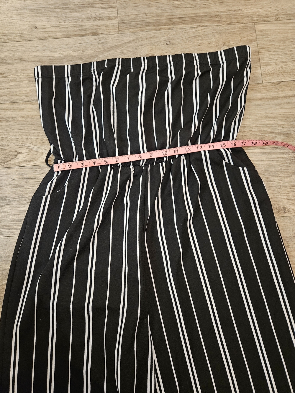 Black & White Vertical Stripe Wide-Leg Jumpsuit with Removable Belt Size 3X - Picture 5 of 6